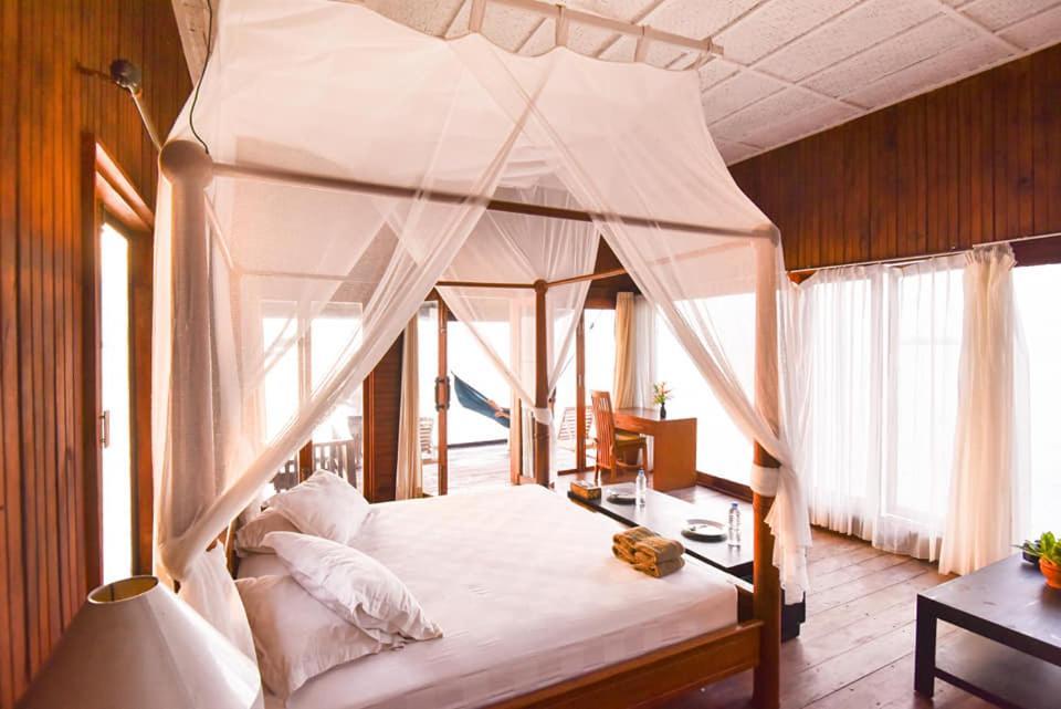 Kadidiri Paradise Batudaka Екстериор снимка